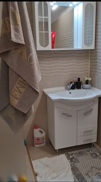 Colentina, Fundeni Avion, langa Parcul Plumbuita