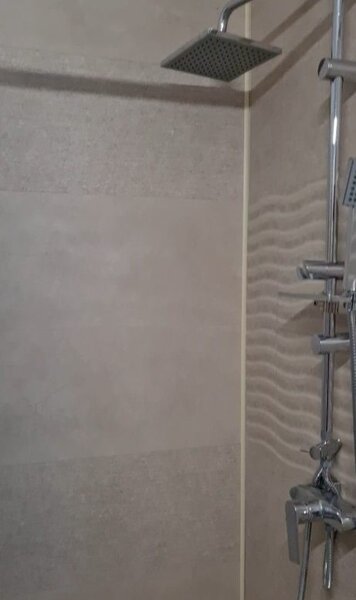 Colentina, Fundeni Avion, langa Parcul Plumbuita